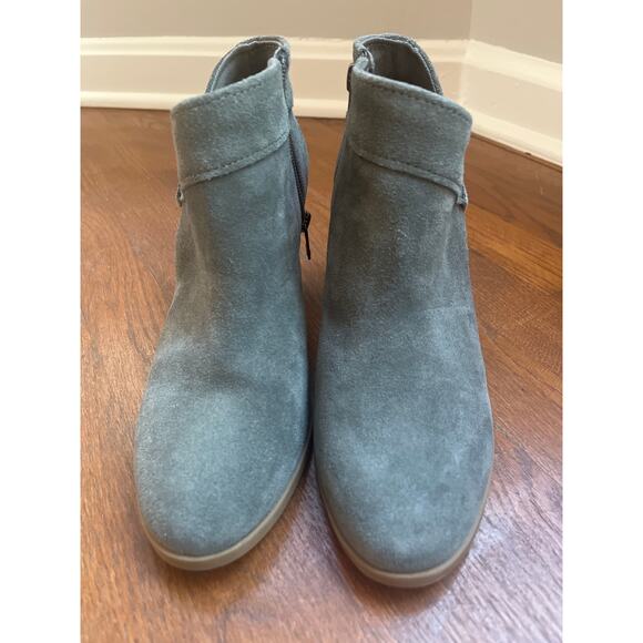 Koolaburra by UGG Gray Suede Heeled Booties Sz - Picture 6 of 11